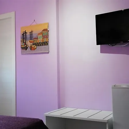 Bed & Breakfast La Roccia Bianca 3*